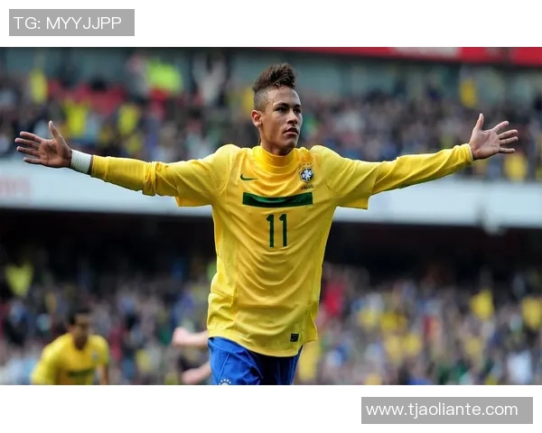 女生看足球明星时的心动瞬间与真实反应分析